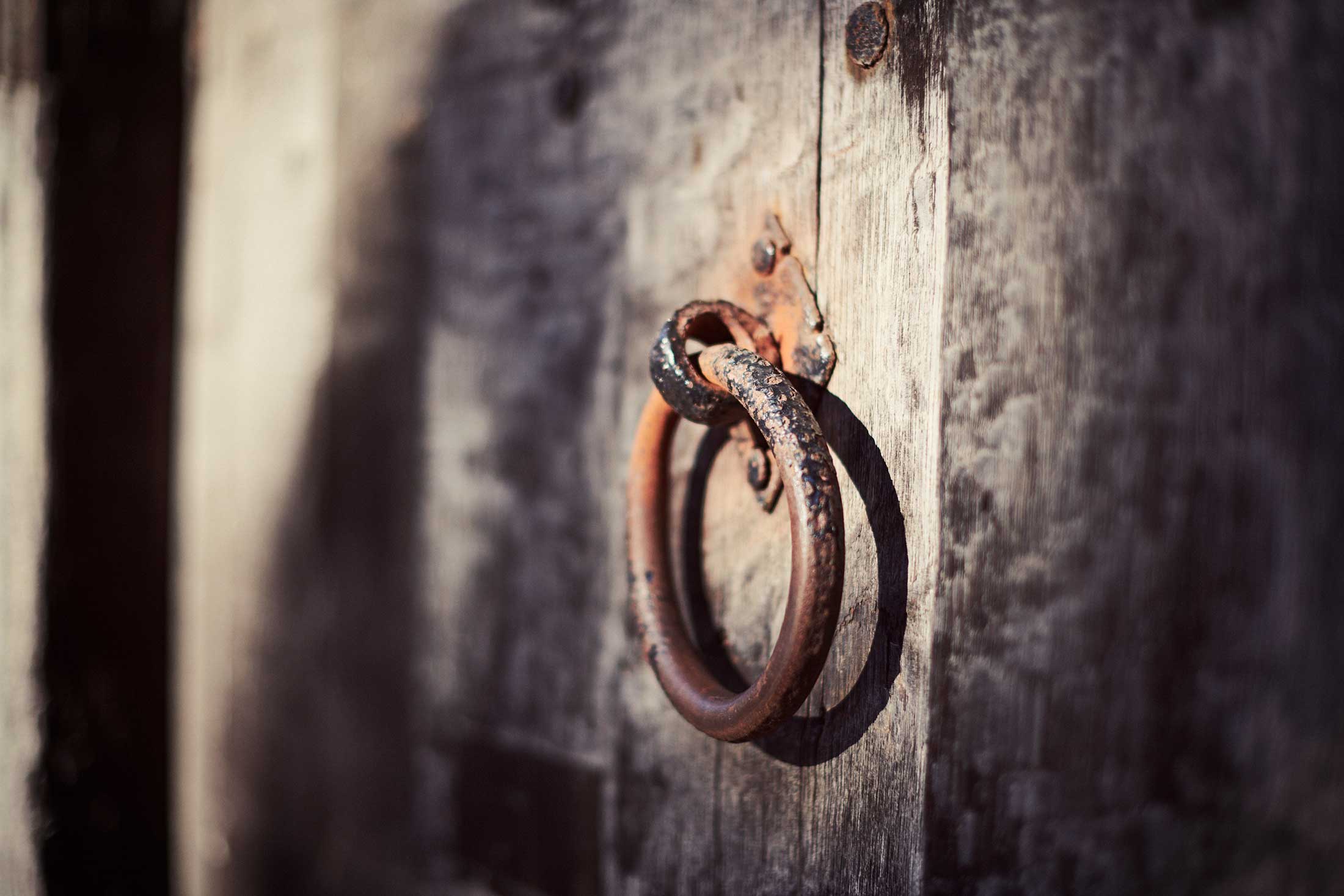 Historic chain on wood - Colchester - Beresfords Estate agents - Essex